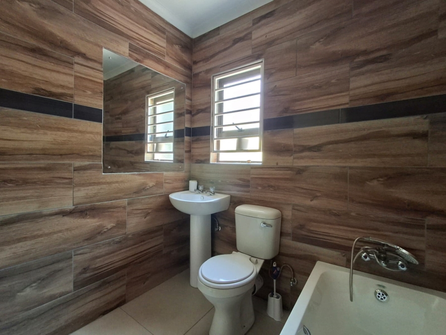 4 Bedroom Property for Sale in Eden Glen Gauteng