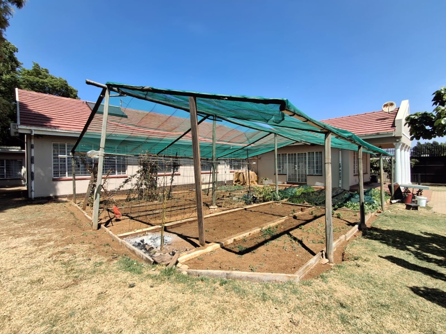 4 Bedroom Property for Sale in Eden Glen Gauteng