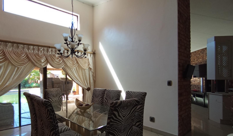 4 Bedroom Property for Sale in The Orchards Gauteng