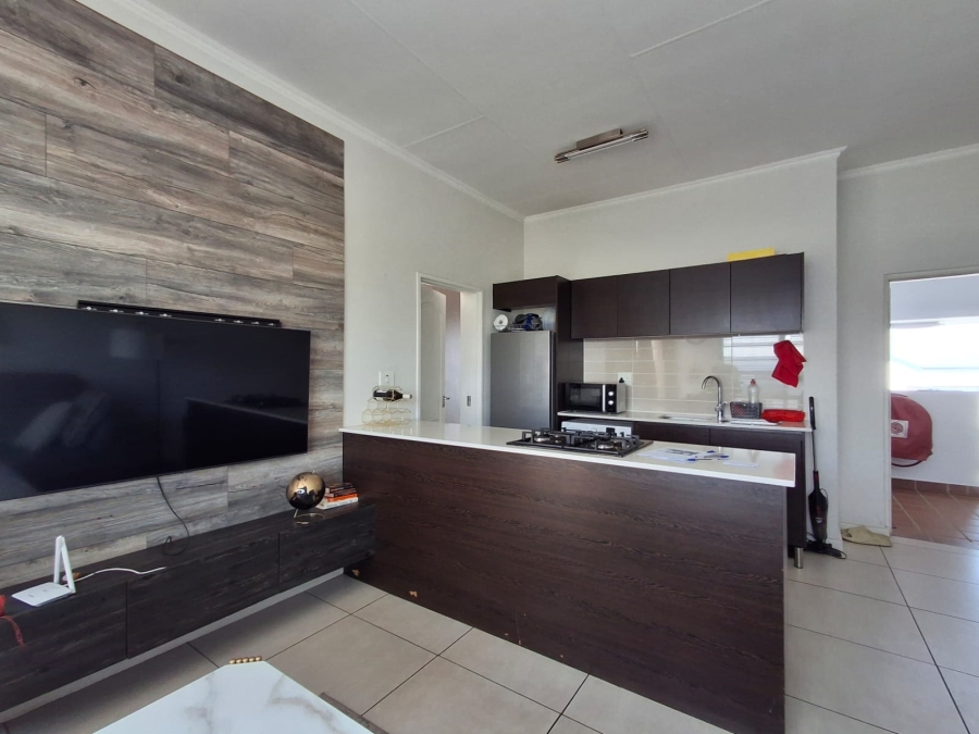 1 Bedroom Property for Sale in Greenstone Hill Gauteng
