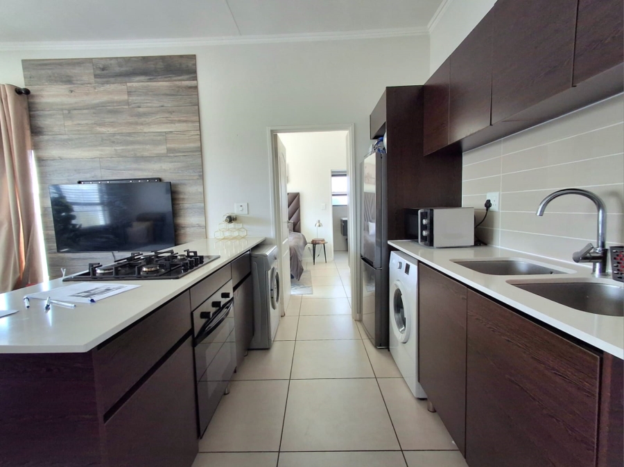 1 Bedroom Property for Sale in Greenstone Hill Gauteng