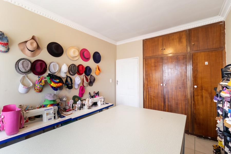 2 Bedroom Property for Sale in Kew Gauteng