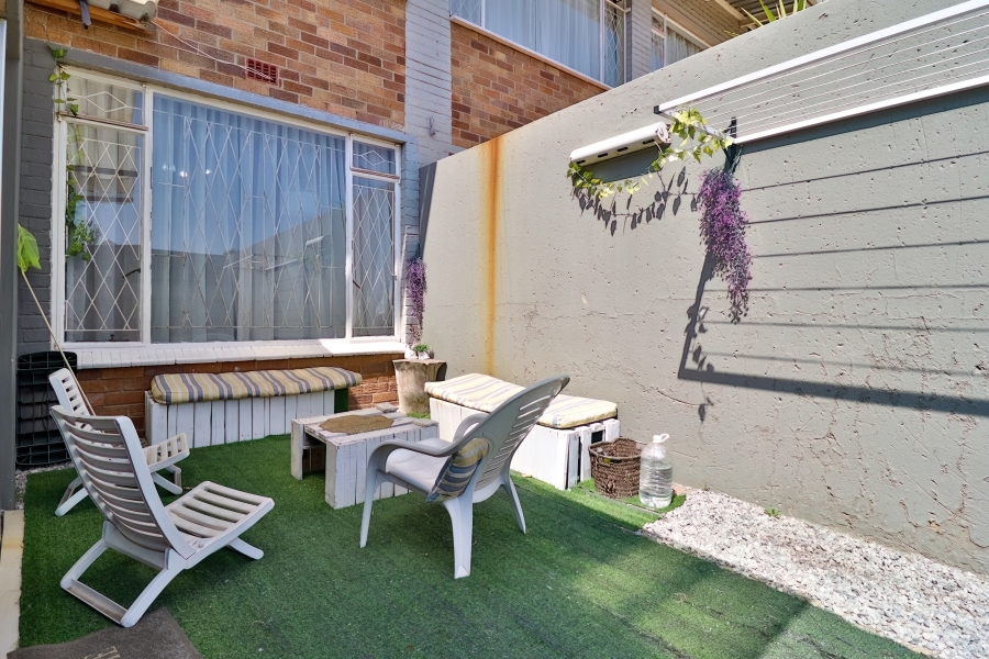 2 Bedroom Property for Sale in Kew Gauteng
