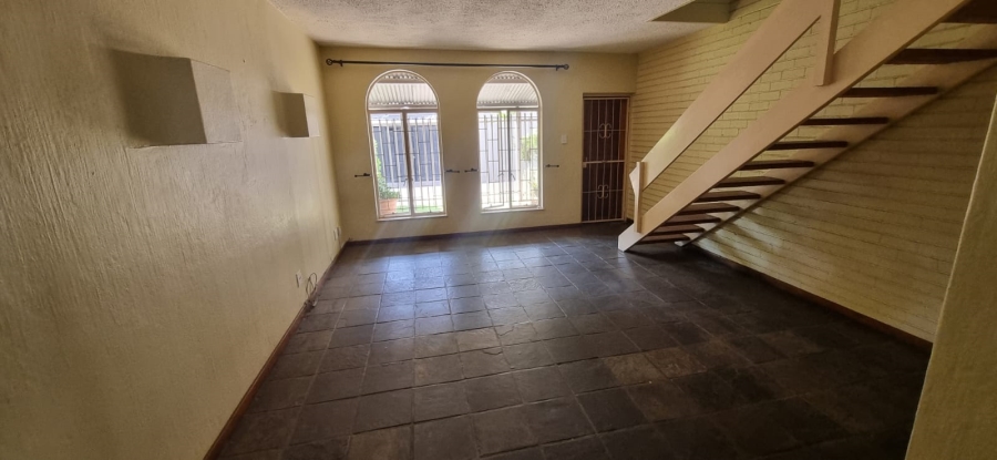 2 Bedroom Property for Sale in Kilner Park Gauteng