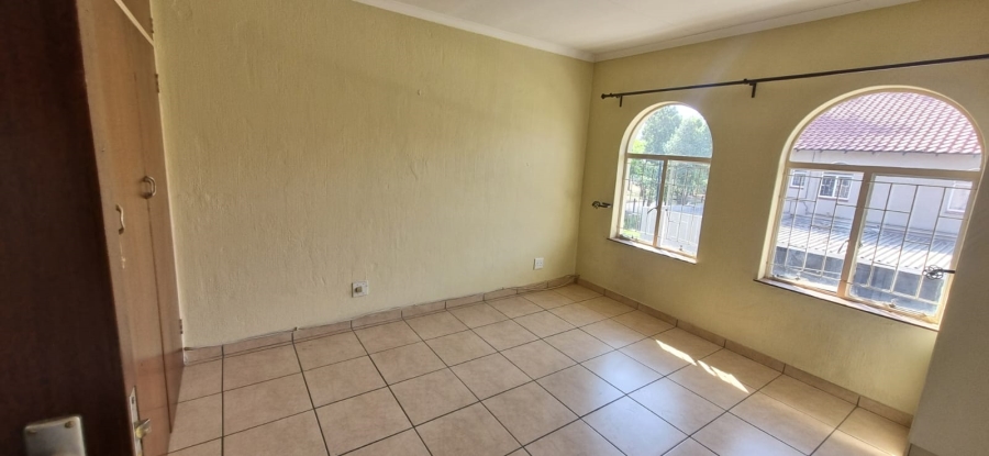 2 Bedroom Property for Sale in Kilner Park Gauteng