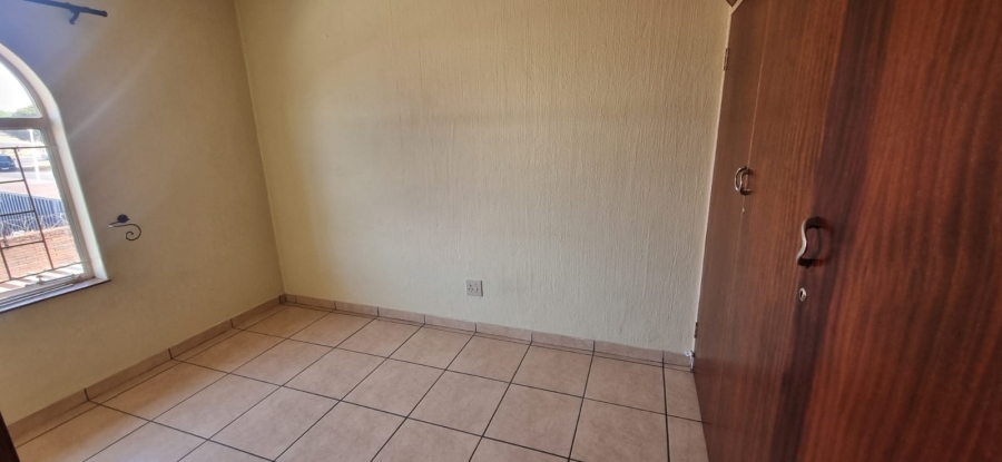 2 Bedroom Property for Sale in Kilner Park Gauteng