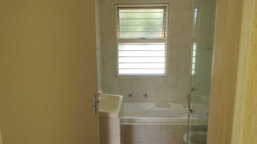 To Let 2 Bedroom Property for Rent in Ferndale Gauteng