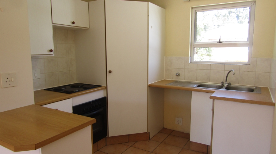 To Let 2 Bedroom Property for Rent in Ferndale Gauteng