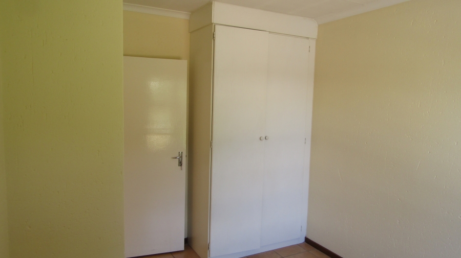 To Let 2 Bedroom Property for Rent in Ferndale Gauteng