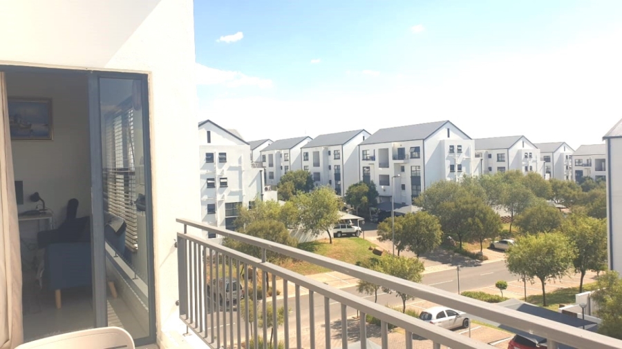 1 Bedroom Property for Sale in Greenstone Ridge Gauteng