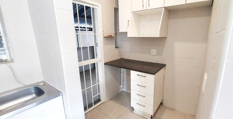 To Let 3 Bedroom Property for Rent in Vorna Valley Gauteng