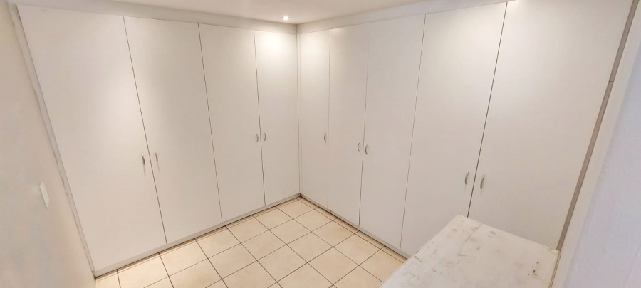 To Let 3 Bedroom Property for Rent in Vorna Valley Gauteng