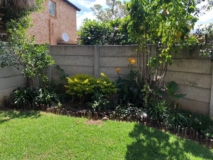 2 Bedroom Property for Sale in Allens Nek Gauteng