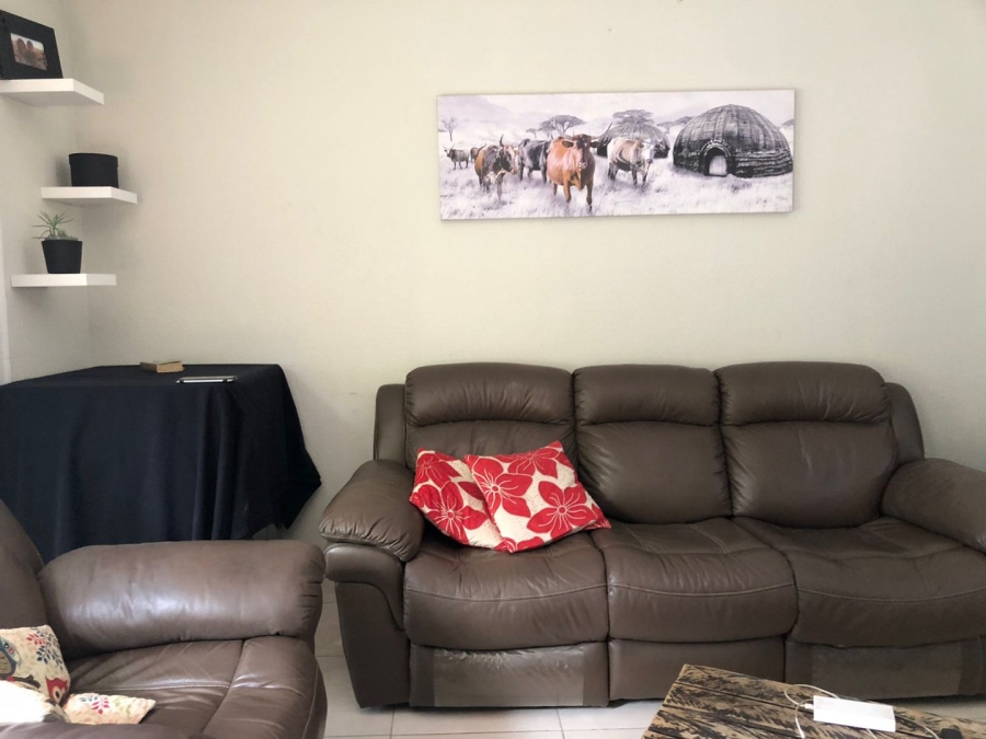 2 Bedroom Property for Sale in Allens Nek Gauteng