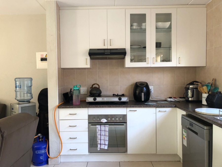 2 Bedroom Property for Sale in Allens Nek Gauteng