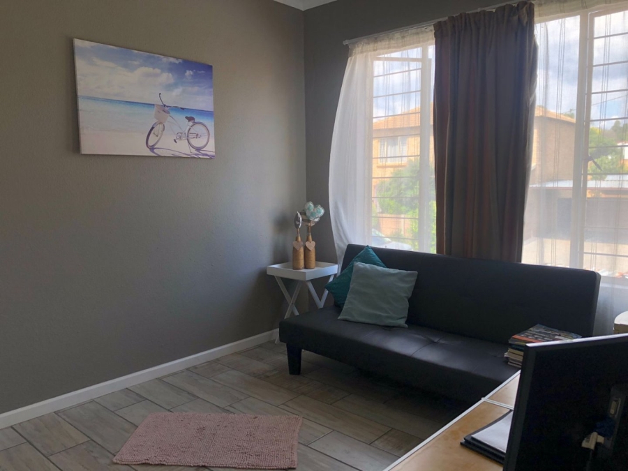 2 Bedroom Property for Sale in Allens Nek Gauteng