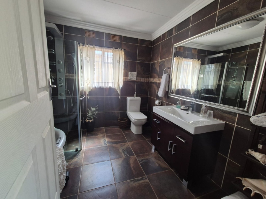 3 Bedroom Property for Sale in Rant En Dal Gauteng