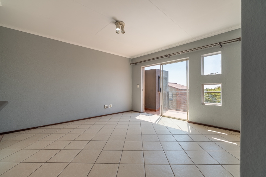 2 Bedroom Property for Sale in Willowbrook Gauteng