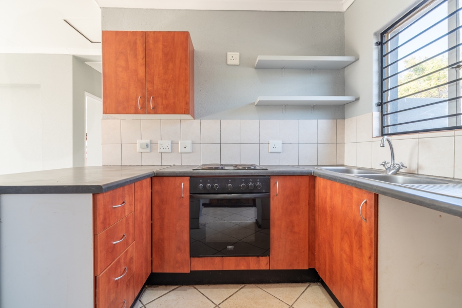 2 Bedroom Property for Sale in Willowbrook Gauteng