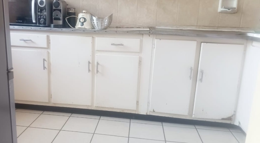 2 Bedroom Property for Sale in Darrenwood Gauteng