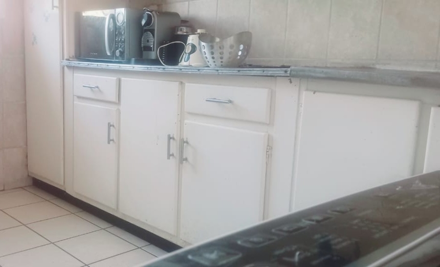 2 Bedroom Property for Sale in Darrenwood Gauteng