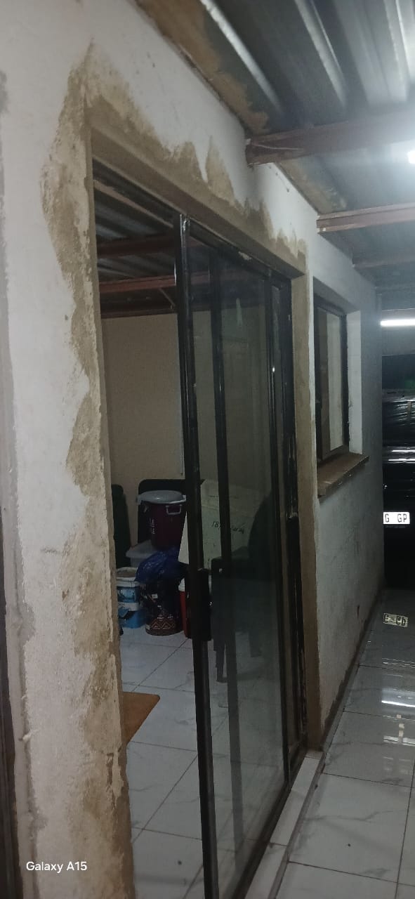 5 Bedroom Property for Sale in Nellmapius Gauteng