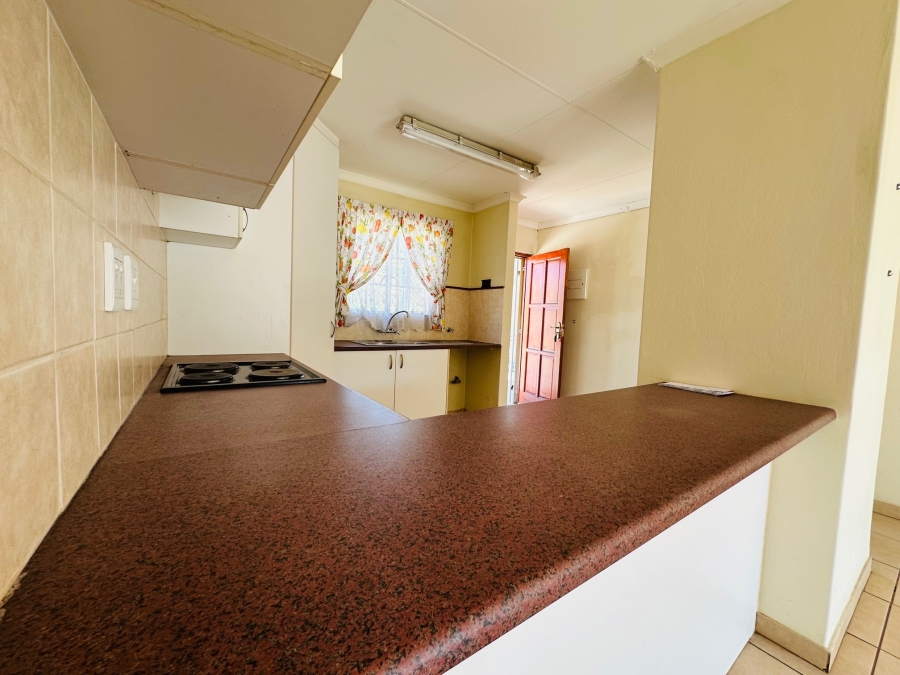 2 Bedroom Property for Sale in Olympus AH Gauteng