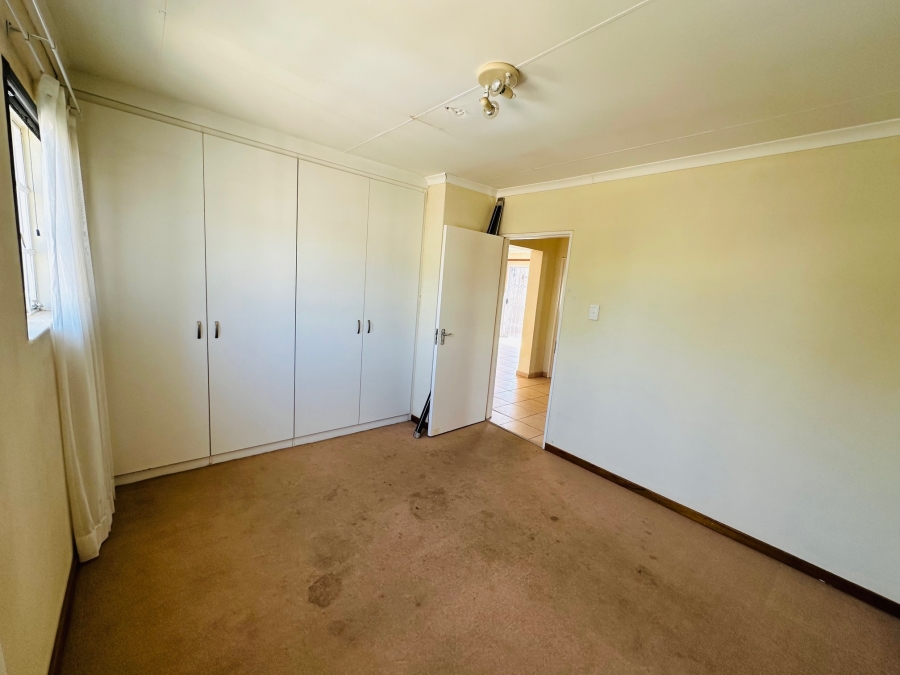 2 Bedroom Property for Sale in Olympus AH Gauteng