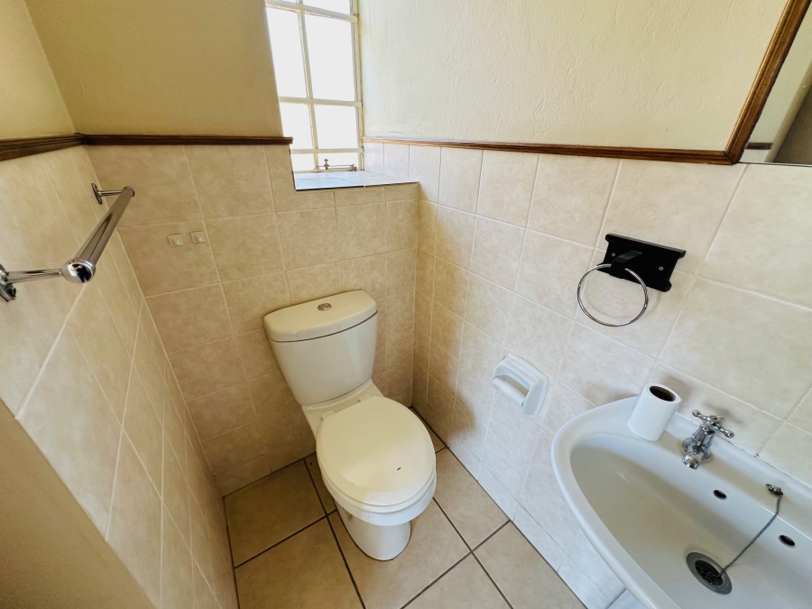 2 Bedroom Property for Sale in Olympus AH Gauteng