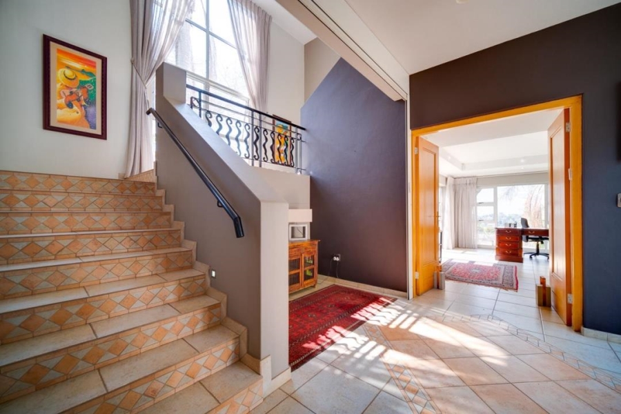 4 Bedroom Property for Sale in Waterkloof Ridge Gauteng