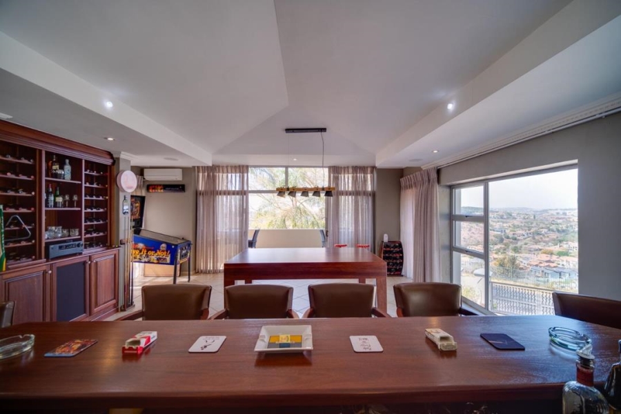 4 Bedroom Property for Sale in Waterkloof Ridge Gauteng