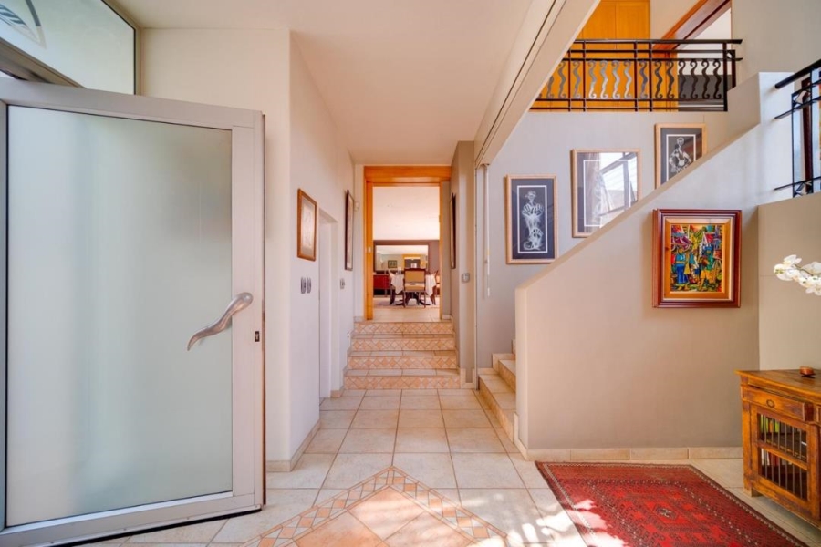4 Bedroom Property for Sale in Waterkloof Ridge Gauteng