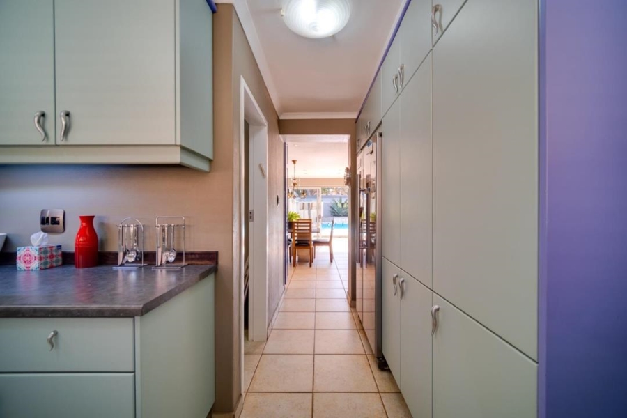 4 Bedroom Property for Sale in Waterkloof Ridge Gauteng