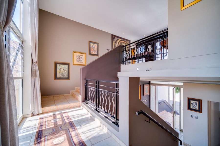 4 Bedroom Property for Sale in Waterkloof Ridge Gauteng