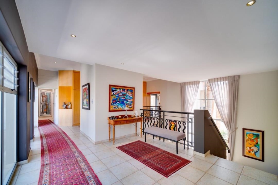 4 Bedroom Property for Sale in Waterkloof Ridge Gauteng