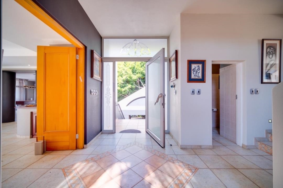 4 Bedroom Property for Sale in Waterkloof Ridge Gauteng