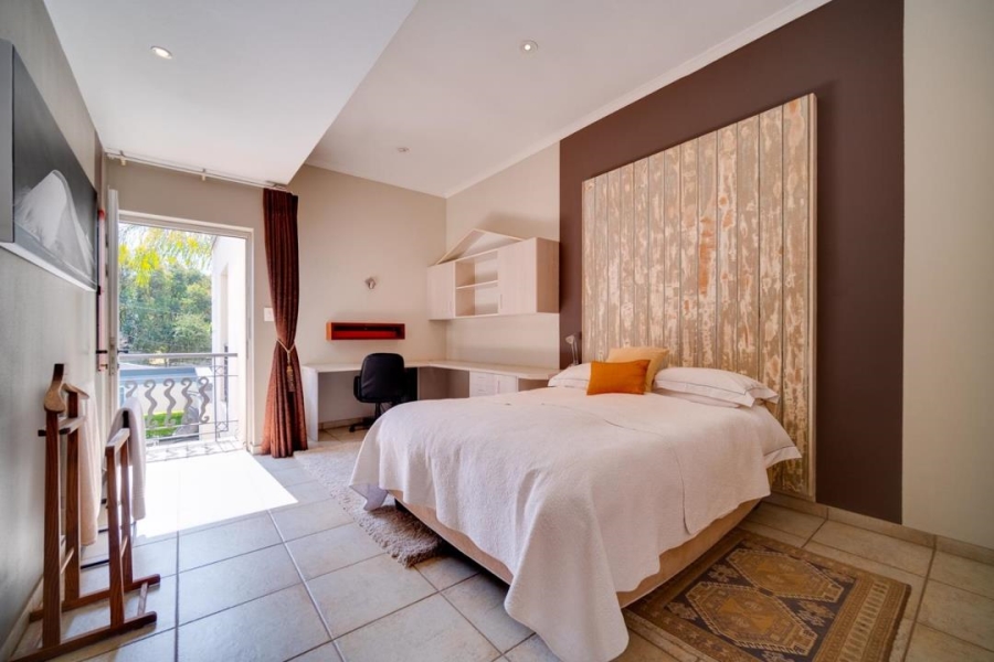 4 Bedroom Property for Sale in Waterkloof Ridge Gauteng