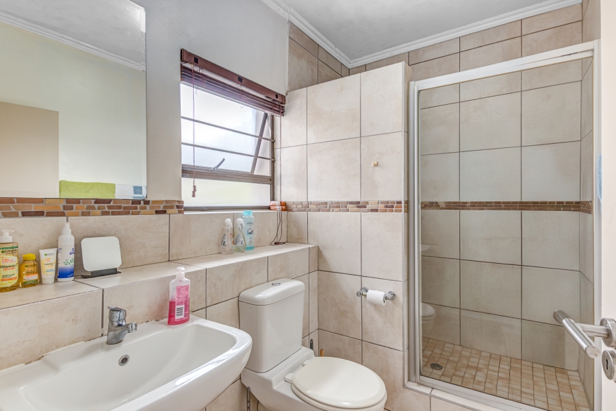 1 Bedroom Property for Sale in Sunninghill Gauteng