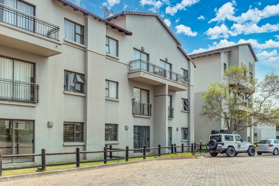 1 Bedroom Property for Sale in Sunninghill Gauteng