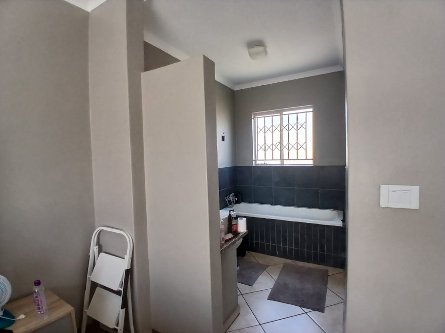 3 Bedroom Property for Sale in Albemarle Gauteng