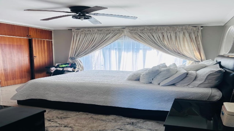 3 Bedroom Property for Sale in Vanderbijlpark SE 6 Gauteng