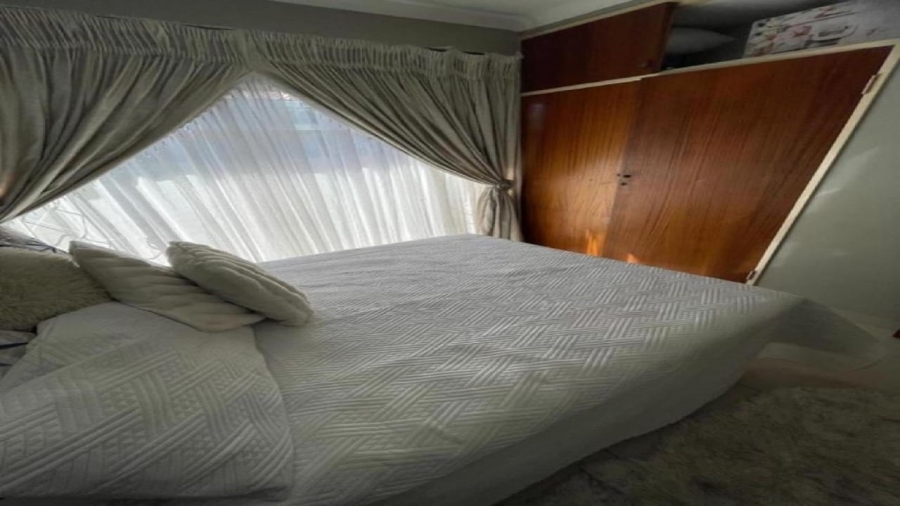 3 Bedroom Property for Sale in Vanderbijlpark SE 6 Gauteng