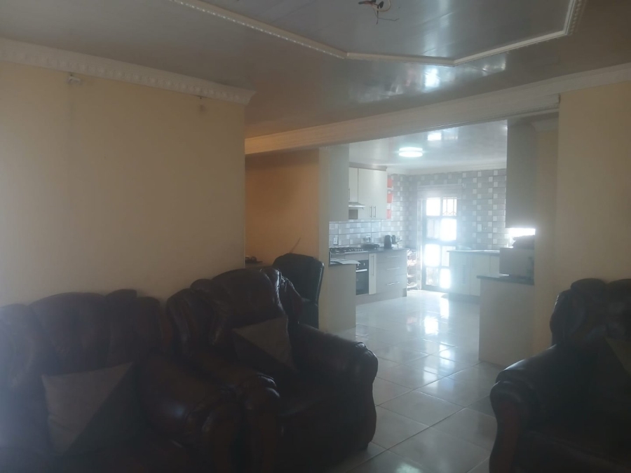 3 Bedroom Property for Sale in Mohlakeng Gauteng