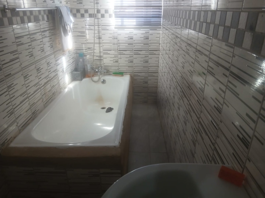 3 Bedroom Property for Sale in Mohlakeng Gauteng