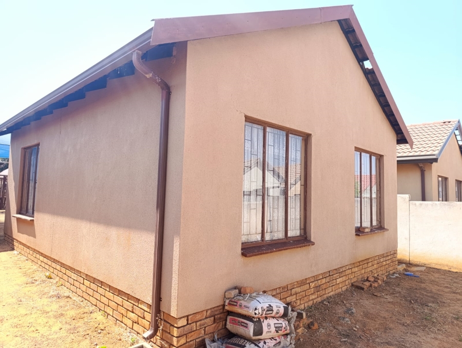 To Let 2 Bedroom Property for Rent in Soshanguve East Gauteng