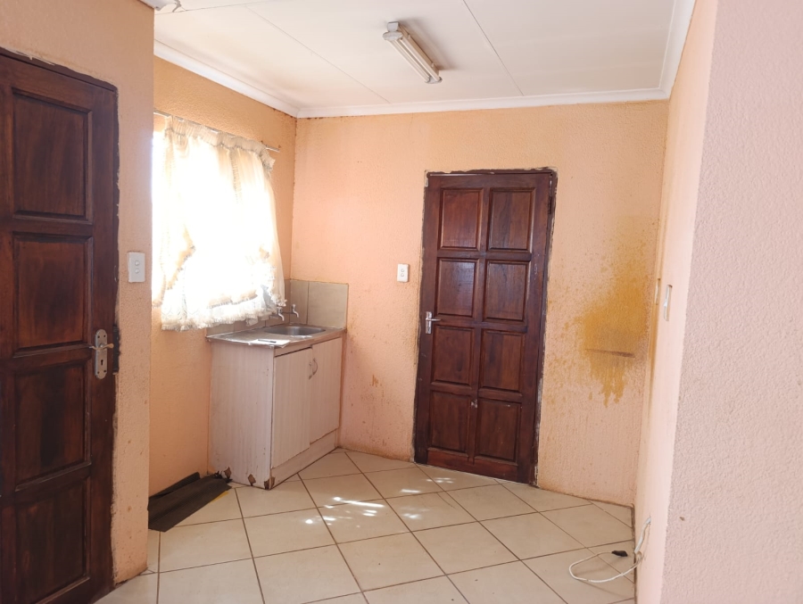 To Let 2 Bedroom Property for Rent in Soshanguve East Gauteng