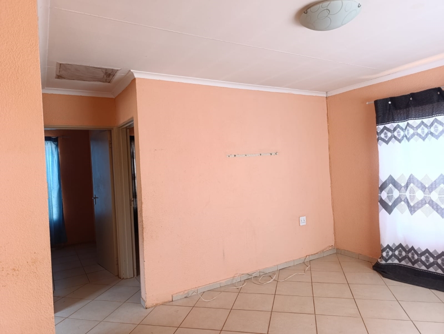 To Let 2 Bedroom Property for Rent in Soshanguve East Gauteng