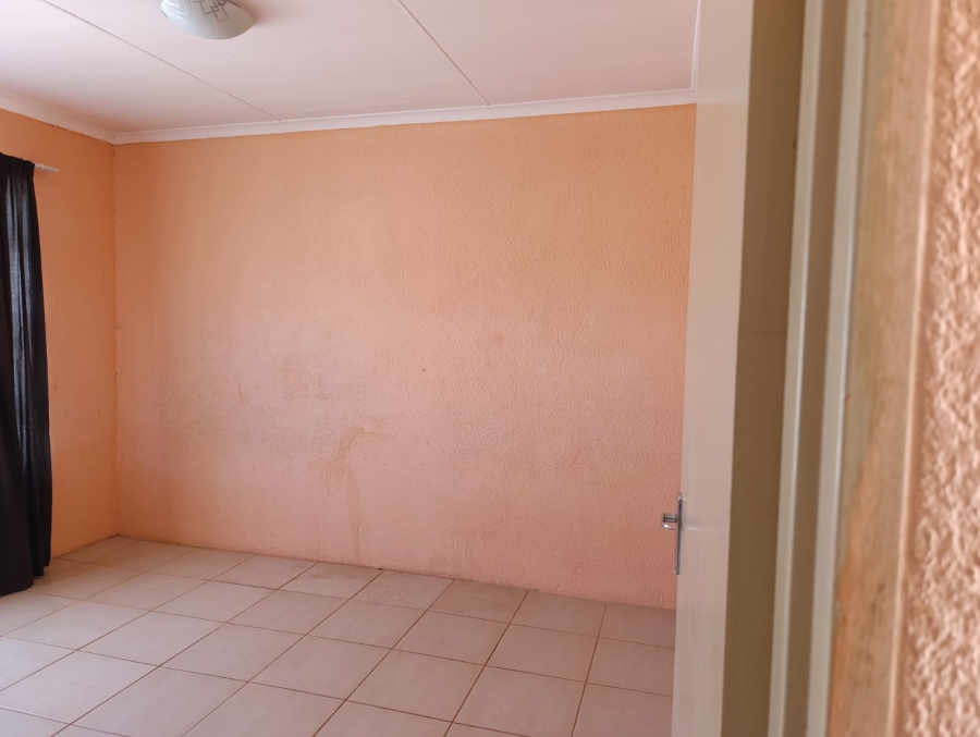 To Let 2 Bedroom Property for Rent in Soshanguve East Gauteng