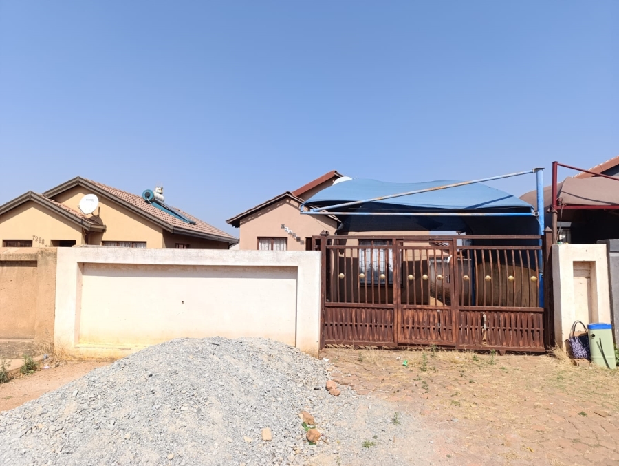 To Let 2 Bedroom Property for Rent in Soshanguve East Gauteng