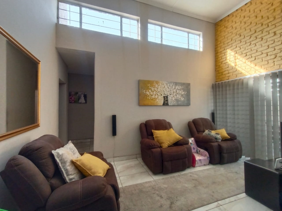 3 Bedroom Property for Sale in Vanderbijlpark SW 5 Gauteng